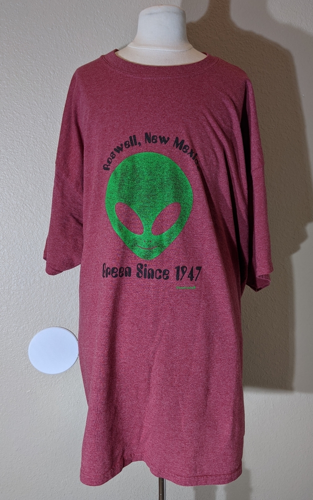 Gildan 2XL Roswell, NM Alien t-shirt